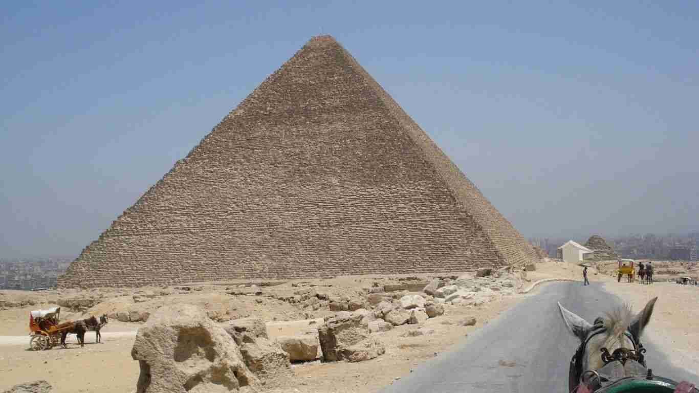 Facts About the Pyramid of Giza