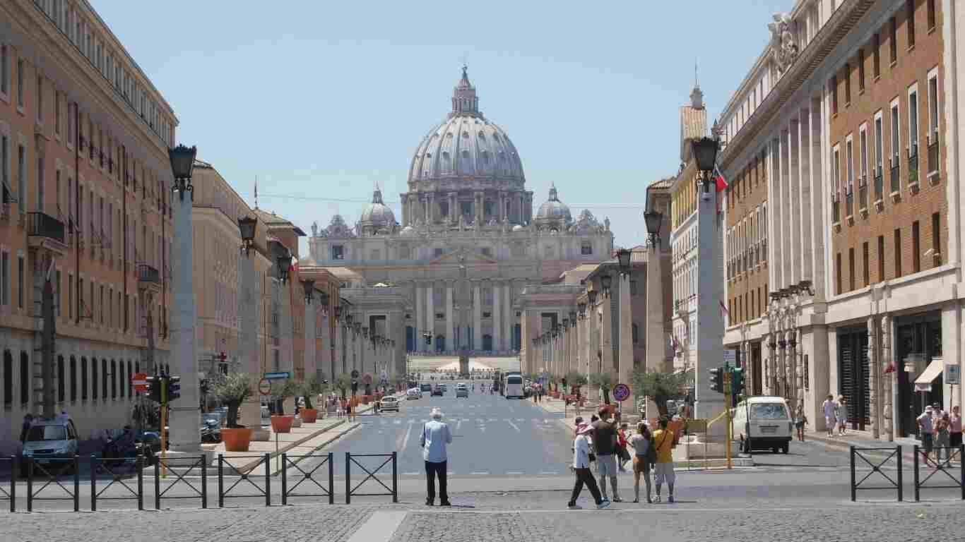 Visit the Vatican City